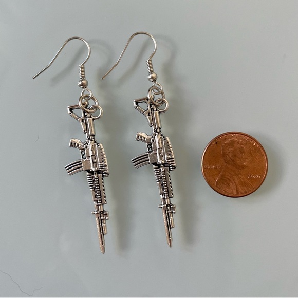 Handmade Automatic Rifle Earrings - Picture 3 of 4